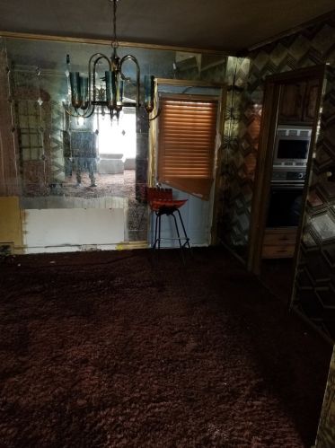 8205 Elizabeth St, Chicago IL 60827-5808 exterior