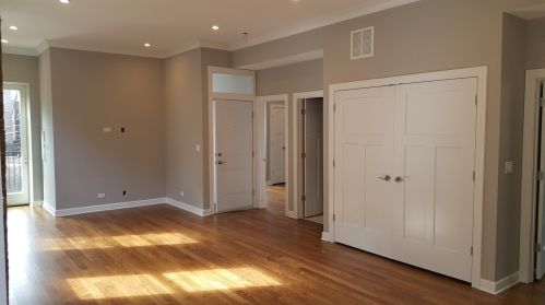 662 Buckingham Pl, Chicago IL 60657-2422 exterior