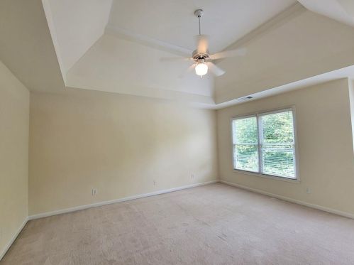 1080 Maycroft Knl, Lithonia GA 30078-7736 exterior