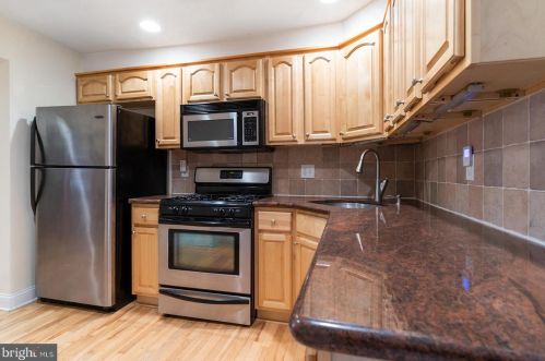 2572 Collins St, Philadelphia PA 19134-3710 exterior