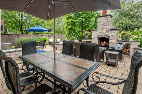 853 Linden Ave, Elmhurst IL 60126-5312 exterior