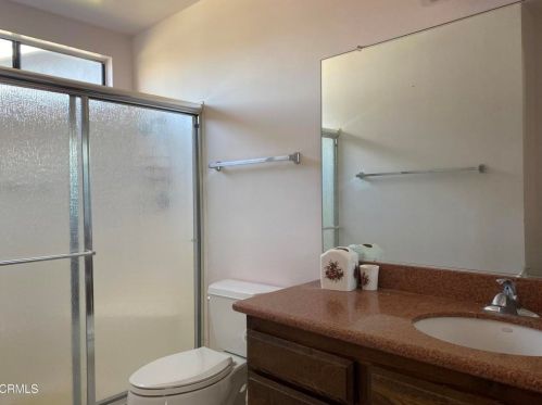 1341 Bottlebrush Pl, Oxnard CA 93030-5200 exterior