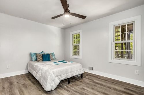 2933 Margaret Mitchell Ct, Atlanta GA 30327-1614 exterior