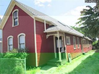 911 Fruit Ave, Cleveland, OH 44113-4608