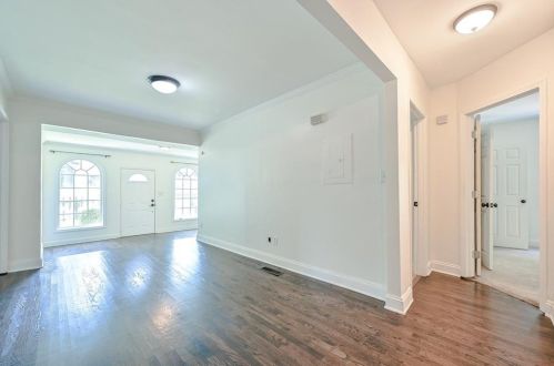 1971 Main St, Atlanta GA 30318-1851 exterior