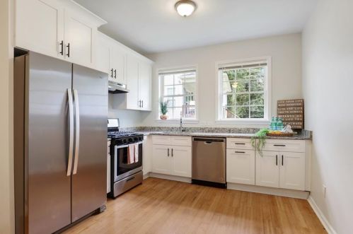 999 Cascade Rd, Atlanta GA  30311-2659 exterior