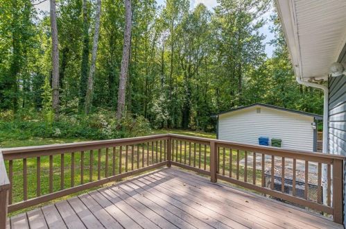 3250 Mount Gilead Rd, Atlanta GA  30311-5202 exterior