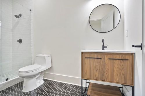 1557 Foote St, Atlanta GA 30307-2817 exterior