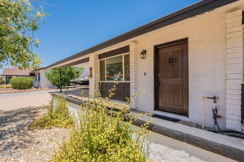 3128 Altadena Ave, Phoenix AZ  85029-3211 exterior