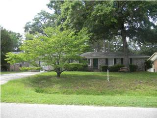 1760 Ashworth Ln, Charleston, SC 29412-4112