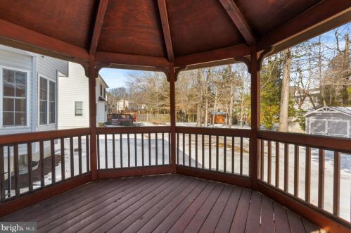 1719 Catherine Fran Dr, Accokeek MD 20607-3216 exterior