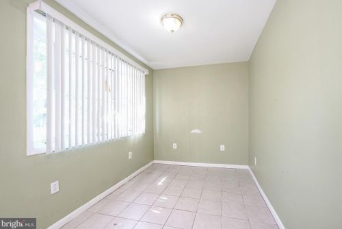 15 Pne St, Camden NJ 08103-3353 exterior