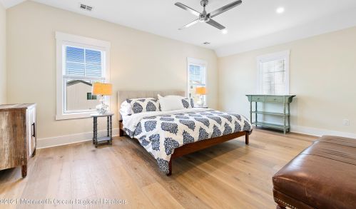 170 Osborne Ave, Point Pleasant Beach NJ  08742-4624 exterior