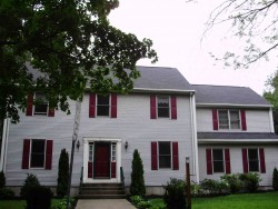 137 Christina St, Newton, MA 02461-1915