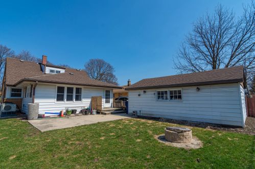 6613 Dodge Pl, Milwaukee WI  53220-1329 exterior