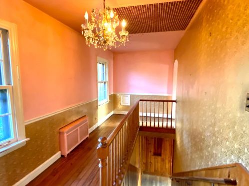 6100 Kilpatrick Ave, Chicago IL 60652-3516 exterior