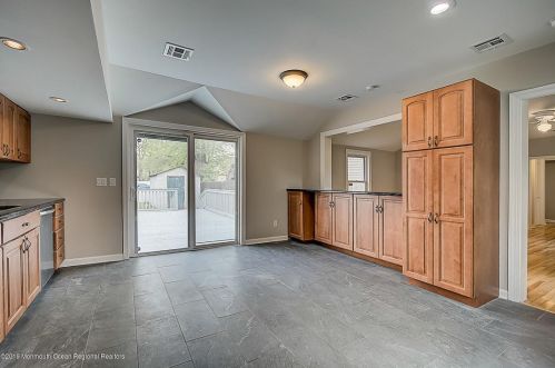 247 Frst Ave, Middletown NJ 07748-5720 exterior