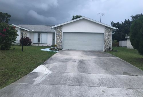 177 Dorchester St, Fort Pierce, FL 34983-1632