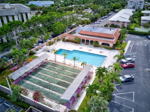 400 20th St, Boca Raton FL  33431-8119 exterior