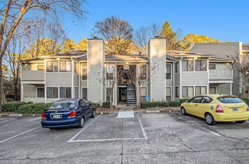 3441 Ivys Walk, Atlanta GA  30340-4042 exterior