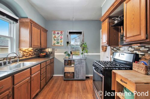 1127 Whiting St, Wyoming MI exterior