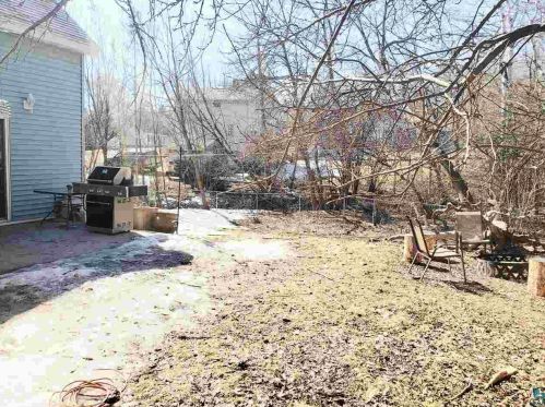 4323 Pitt St, Duluth MN 55804-1964 exterior