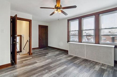 1614 Aurelius St, Pittsburgh PA 15218-2320 exterior