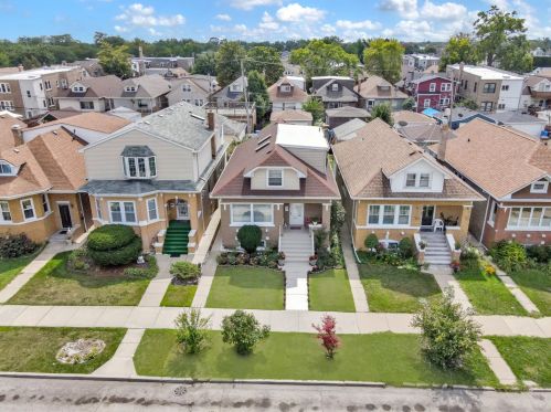 5527 Eddy St, Chicago IL 60641-3248 exterior