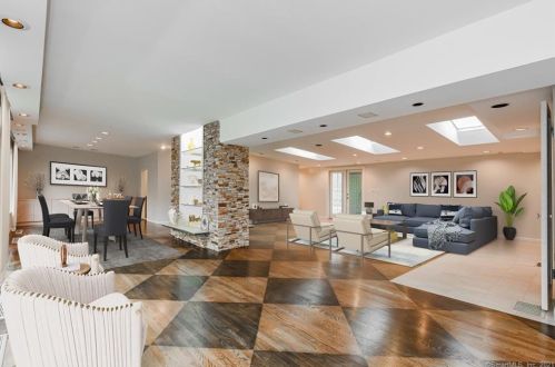 14 Cypress Rd, Hartford CT 06111-5606 exterior