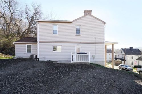 38 Fountain St, Pittsburgh, PA 15205-3330