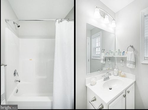 144 Overlook Dr, Hanover PA 17331-9136 exterior