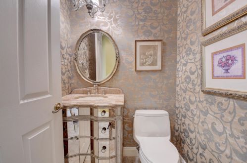 8280 Muirhead Cir, Boynton Beach FL 33472-5063 exterior