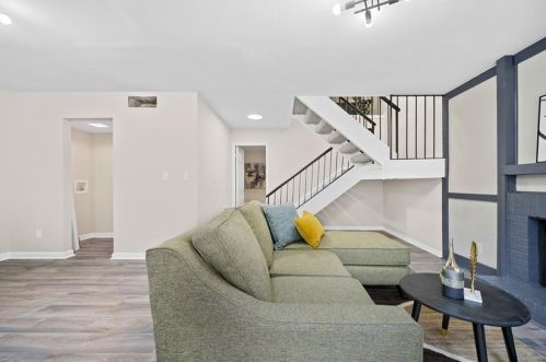 7329 Cardigan Cir, Atlanta GA 30328-1954 exterior