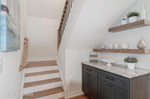 5904 59th St, Chicago IL 60629-3620 exterior