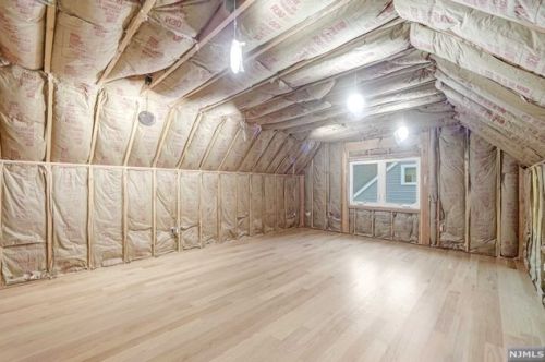 22 Lois Ave, Demarest NJ  07627-2220 exterior