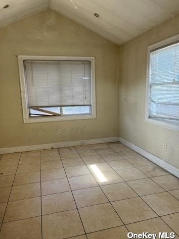 277 15 St, Babylon NY 11704-2728 exterior