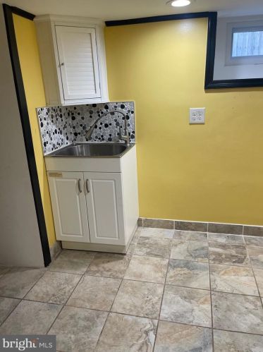 838 Park Ave, Trenton NJ  08610-4631 exterior