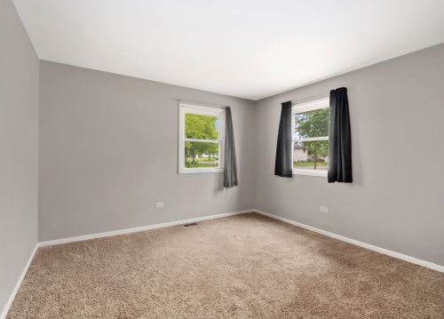 1237 Albert Dottavio Dr, Joliet IL 60431-1669 exterior