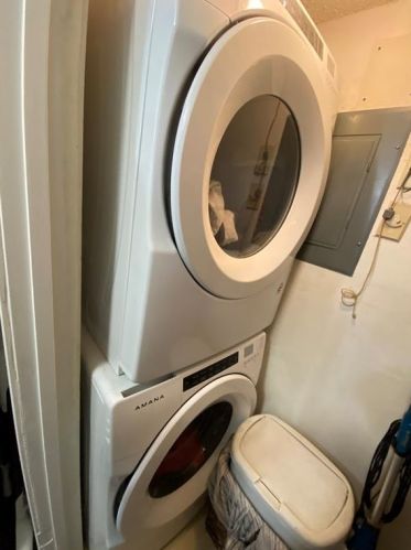 8404 Forest Ln, Dallas TX  75243-4000 exterior