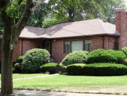 25 Peregrine Rd, Newton, MA 02459-3442