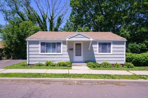 66 Hobart St, Meriden, CT 06450-4320