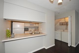 6025 Southbay Dr, Indianapolis IN  46250-3114 exterior