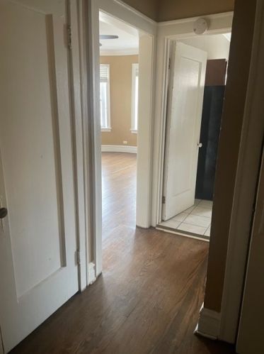 1825 79th St, Chicago, IL 60649-4634