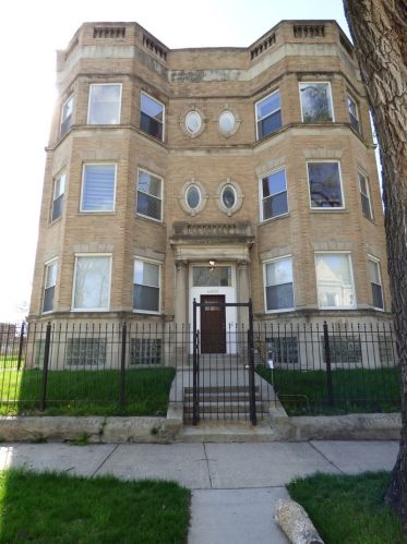 4420 Vincennes Ave, Chicago, IL 60653-3442