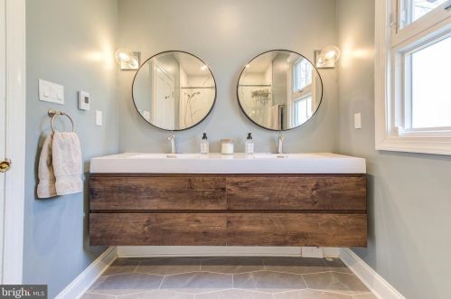 7509 Jackson Ave, Silver Spring MD 20912-5707 exterior