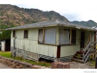 2052 10th Ave, Honolulu HI  96816-2930 exterior