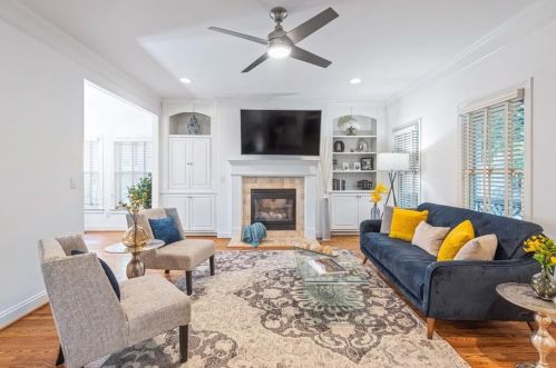 1371 Edmund Ct, Atlanta GA  30306-2236 exterior