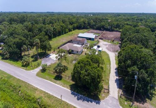 2789 Devine Rd, Fort Pierce, FL 34981-5024