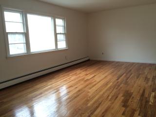 114 Newark Way, Maplewood NJ  07040-3327 exterior