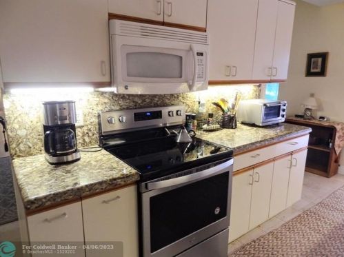 21109 Escondido Way, Boca Raton FL 33433-2508 exterior